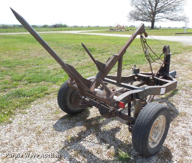 image for item DA8115 Shop built round bale carrier