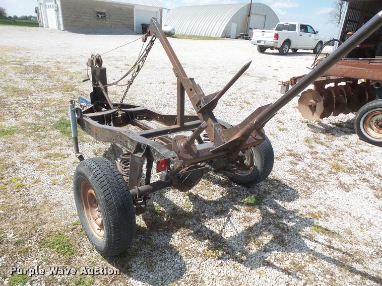 image for item DA8115 Shop built round bale carrier