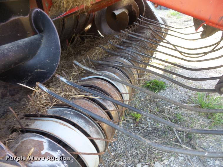 image for item DA8116 1999 Case IH 8575 square baler