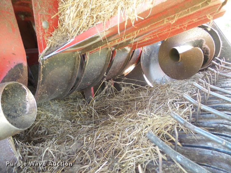 image for item DA8116 1999 Case IH 8575 square baler