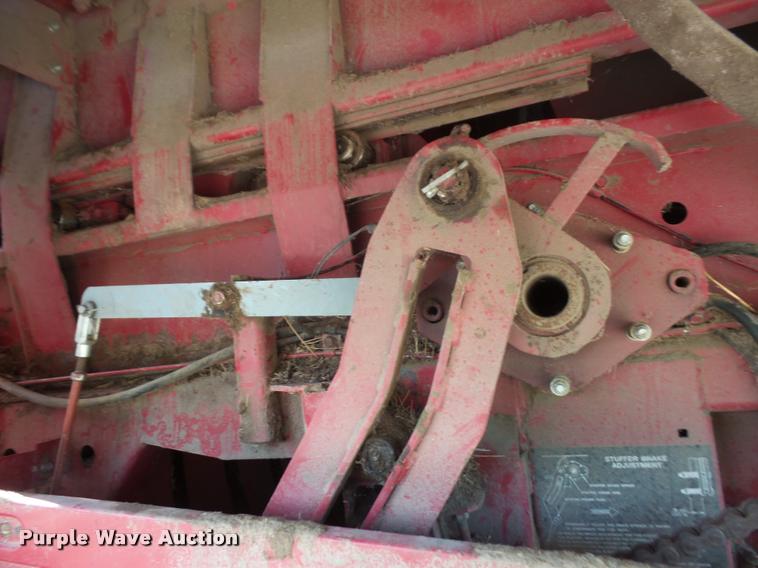 image for item DA8116 1999 Case IH 8575 square baler