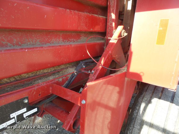 image for item DA8116 1999 Case IH 8575 square baler
