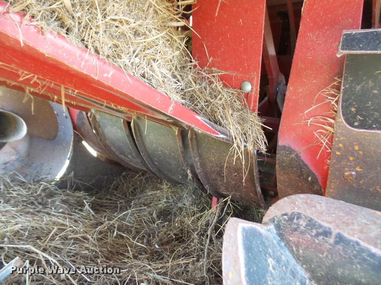 image for item DA8116 1999 Case IH 8575 square baler