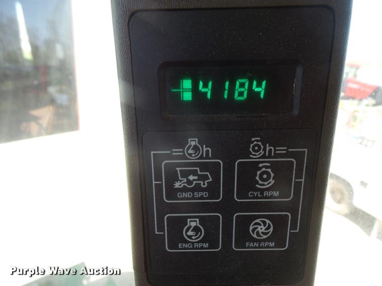 image for item DA8117 1989 John Deere 9600 combine