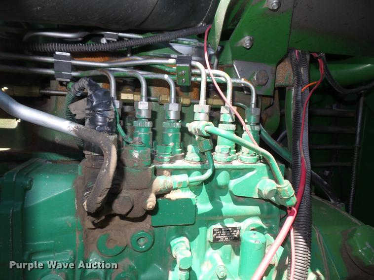 image for item DA8117 1989 John Deere 9600 combine