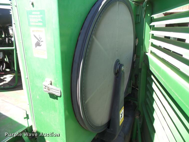image for item DA8117 1989 John Deere 9600 combine