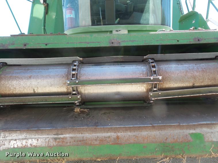 image for item DA8117 1989 John Deere 9600 combine