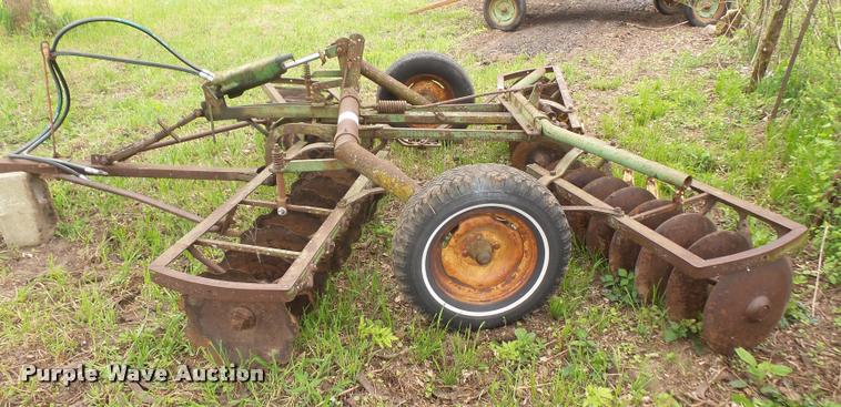 image for item DA8123 John Deere tandem disk