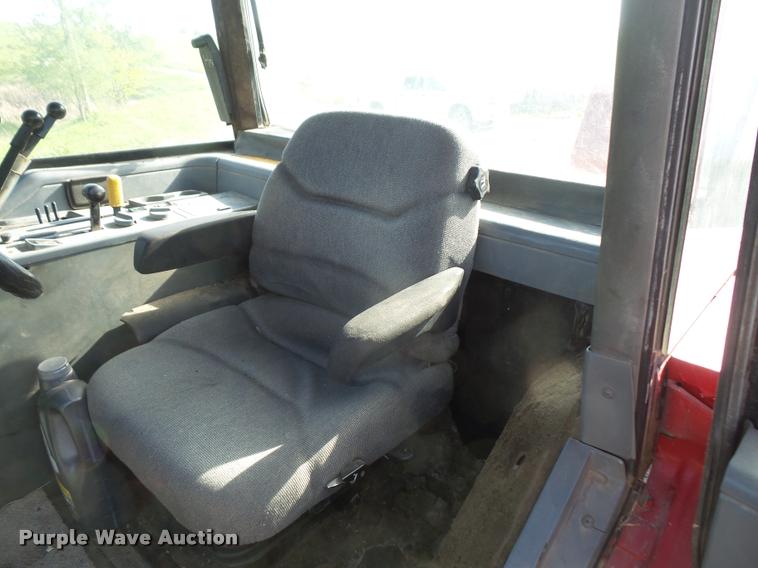 image for item DA8128 1992 Case IH 7120 tractor