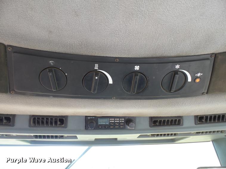 image for item DA8128 1992 Case IH 7120 tractor