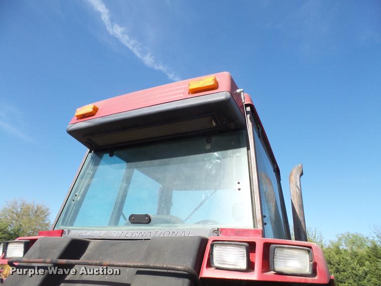 image for item DA8128 1992 Case IH 7120 tractor