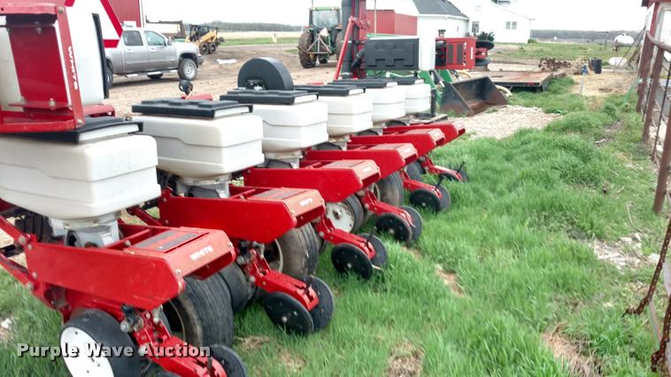 image for item DB0899 White 6122 planter