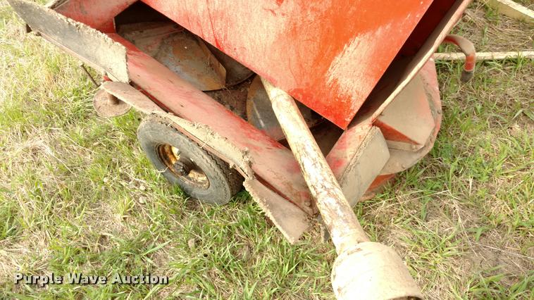 image for item DB0922 Gehl FB99 silage blower