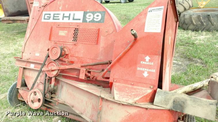 image for item DB0922 Gehl FB99 silage blower