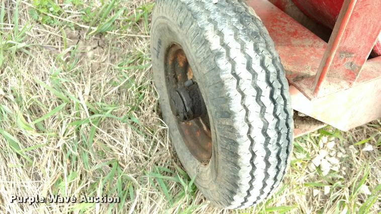 image for item DB0922 Gehl FB99 silage blower