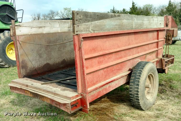 image for item DB0923 Blair Kelly-Ryan feed wagon