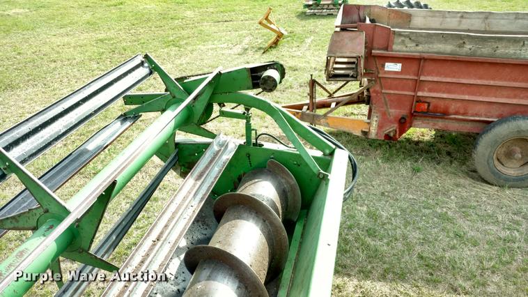 image for item DB0924 1979 John Deere 7720 combine