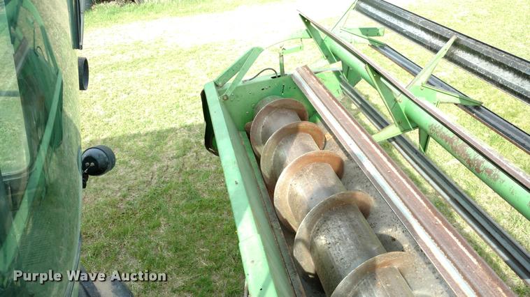 image for item DB0924 1979 John Deere 7720 combine