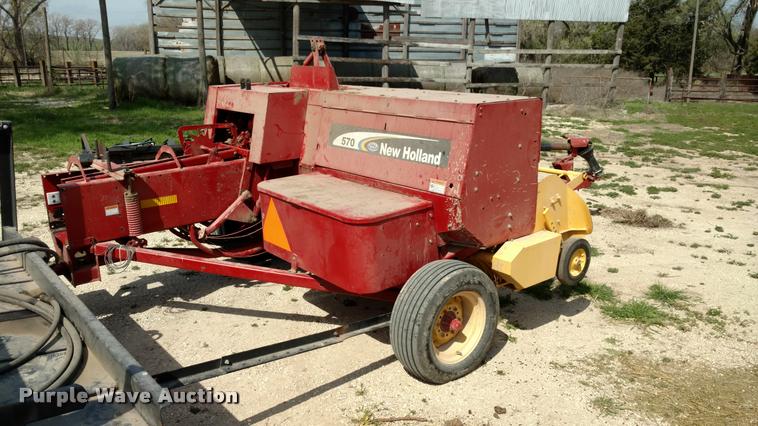 image for item DB0926 New Holland 570 square baler