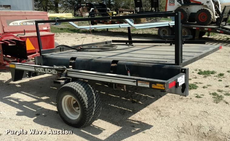 image for item DB0927 Hoelscher bale accumulator