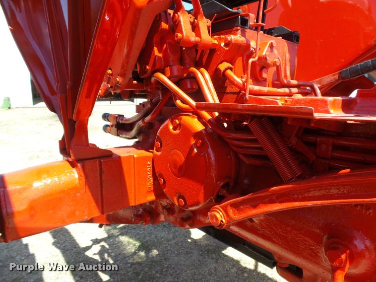 image for item DB2518 1962 International Farmall 504 tractor