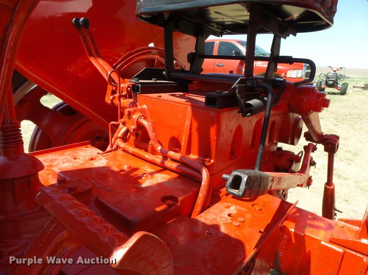 image for item DB2518 1962 International Farmall 504 tractor