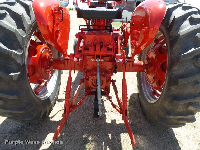 image for item DB2518 1962 International Farmall 504 tractor