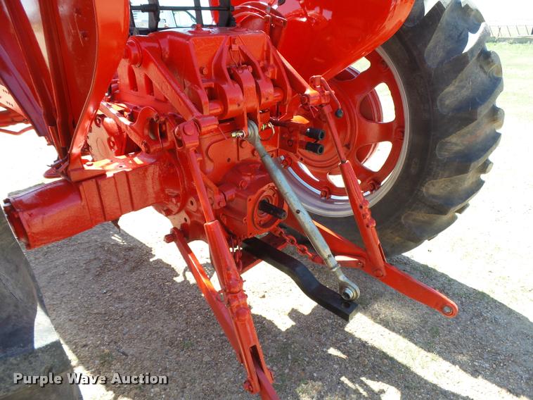 image for item DB2518 1962 International Farmall 504 tractor