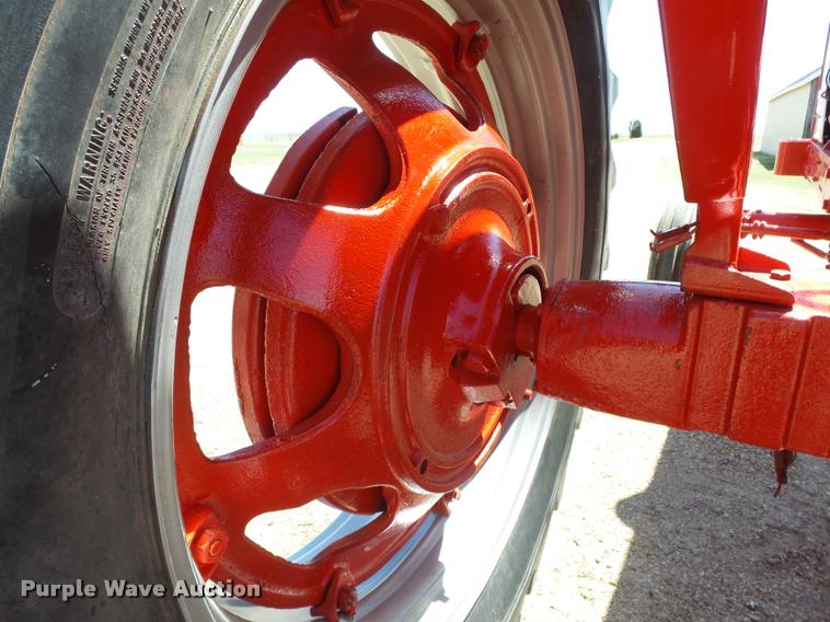 image for item DB2518 1962 International Farmall 504 tractor