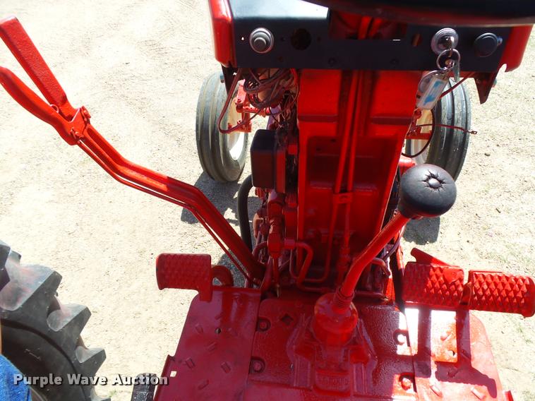 image for item DB2518 1962 International Farmall 504 tractor