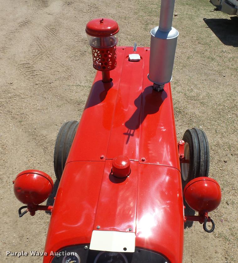 image for item DB2518 1962 International Farmall 504 tractor