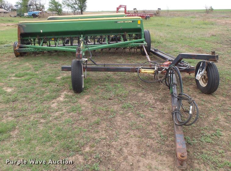 image for item DB2520 (2) John Deere 8300 grain drills