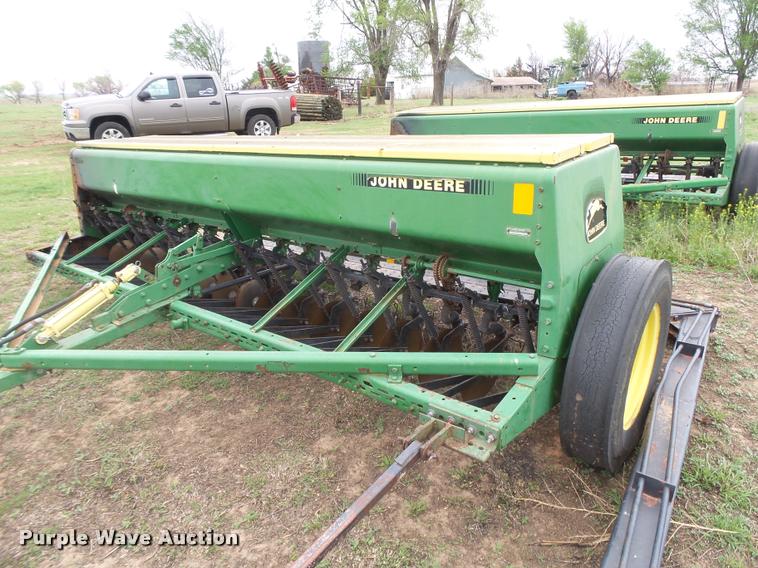 image for item DB2520 (2) John Deere 8300 grain drills