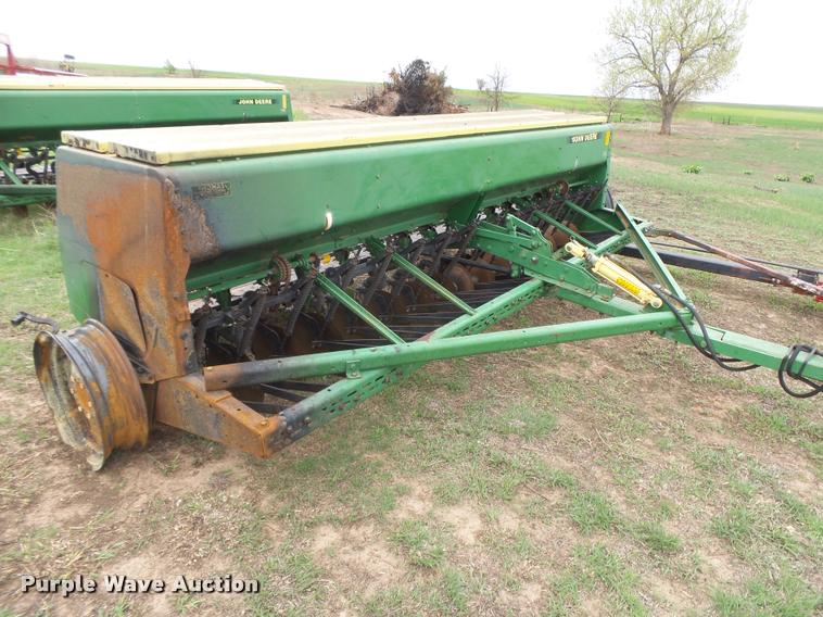 image for item DB2520 (2) John Deere 8300 grain drills