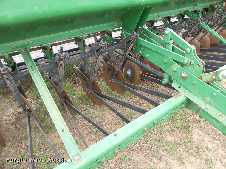 image for item DB2520 (2) John Deere 8300 grain drills