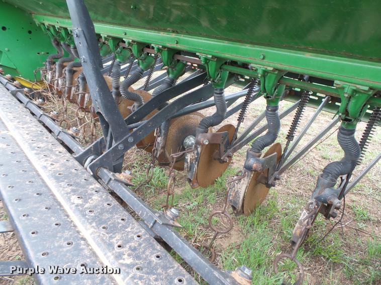 image for item DB2520 (2) John Deere 8300 grain drills