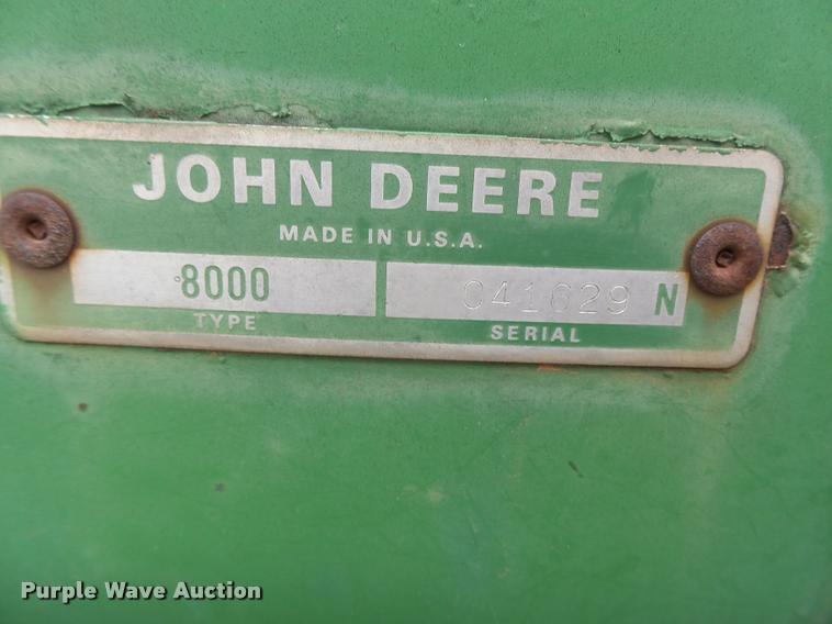 image for item DB2520 (2) John Deere 8300 grain drills