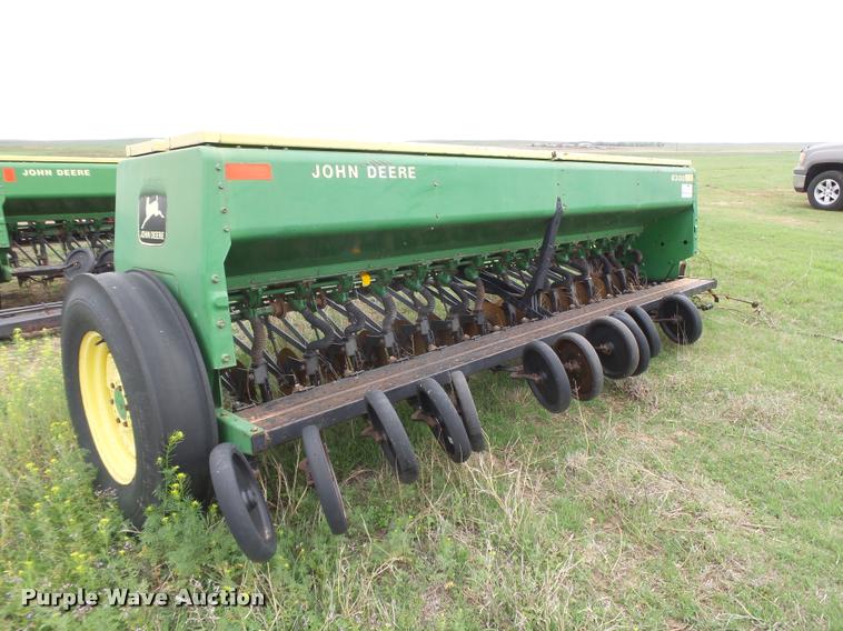 image for item DB2520 (2) John Deere 8300 grain drills