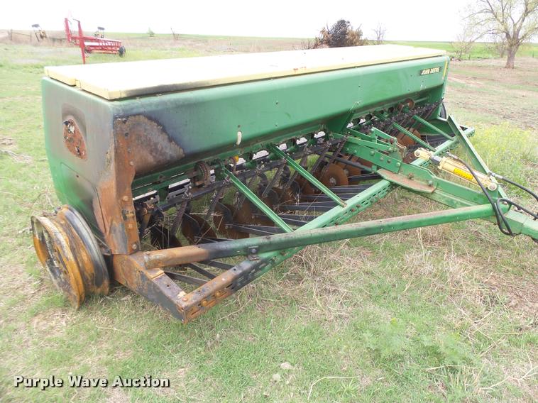 image for item DB2520 (2) John Deere 8300 grain drills