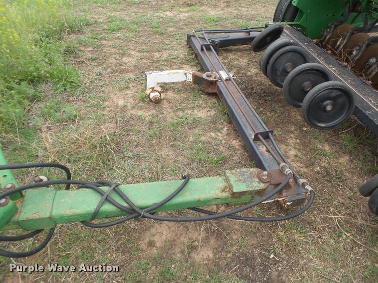 image for item DB2520 (2) John Deere 8300 grain drills