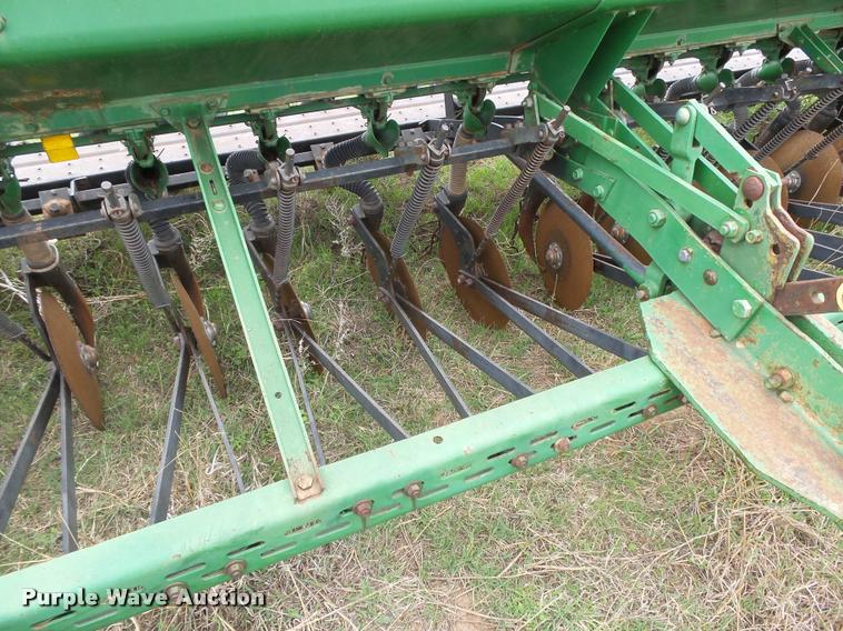 image for item DB2520 (2) John Deere 8300 grain drills