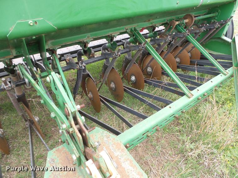 image for item DB2520 (2) John Deere 8300 grain drills