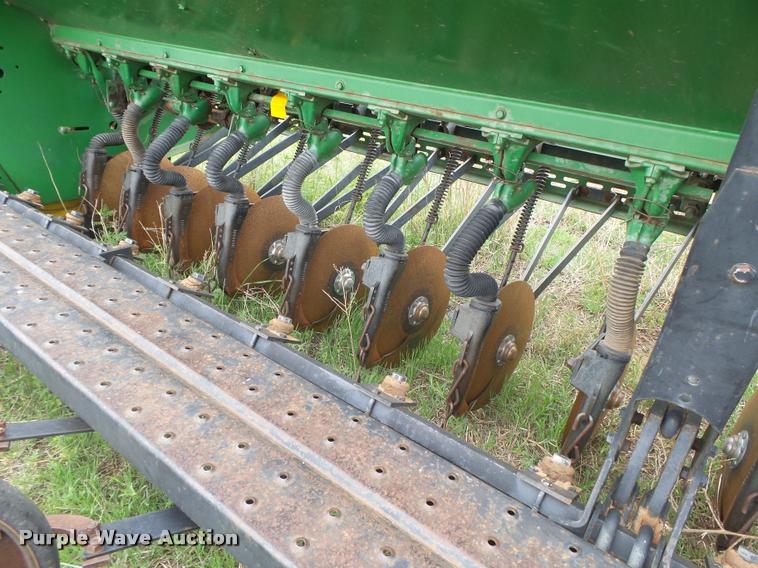 image for item DB2520 (2) John Deere 8300 grain drills