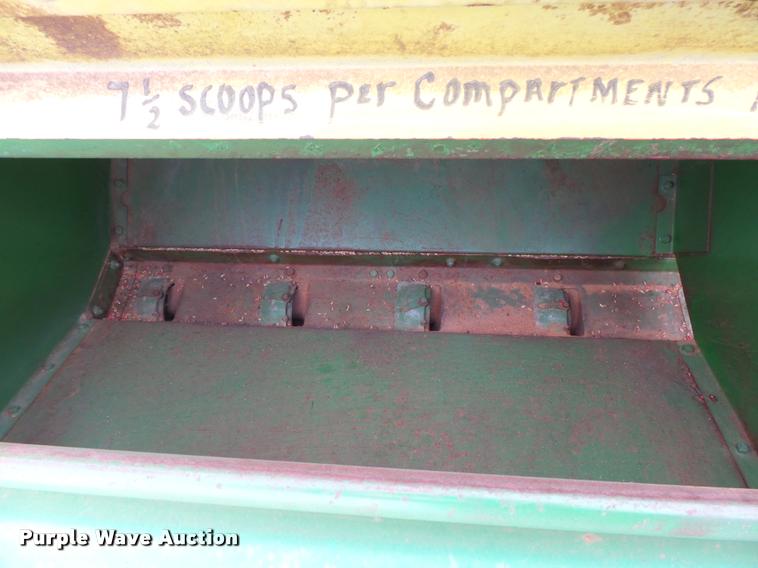 image for item DB2520 (2) John Deere 8300 grain drills