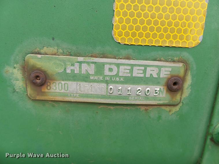 image for item DB2520 (2) John Deere 8300 grain drills