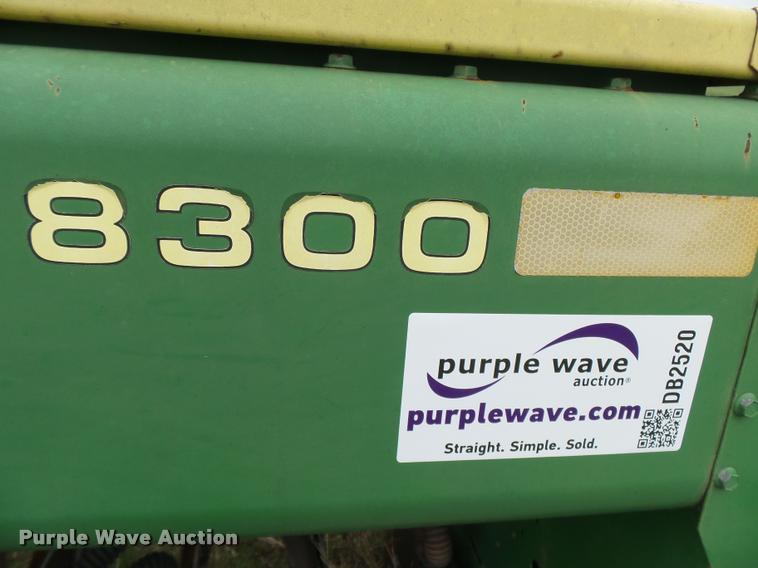 image for item DB2520 (2) John Deere 8300 grain drills