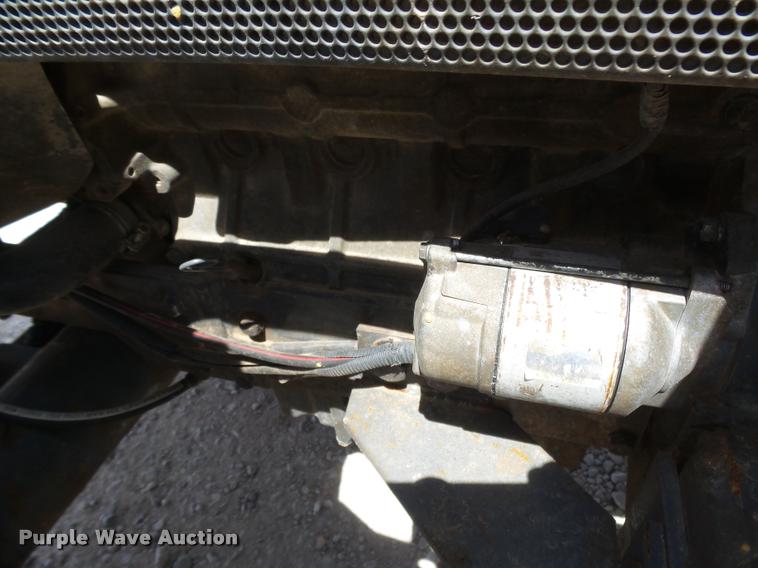 image for item DB2521 Kubota L4400D tractor with Autoquip platform