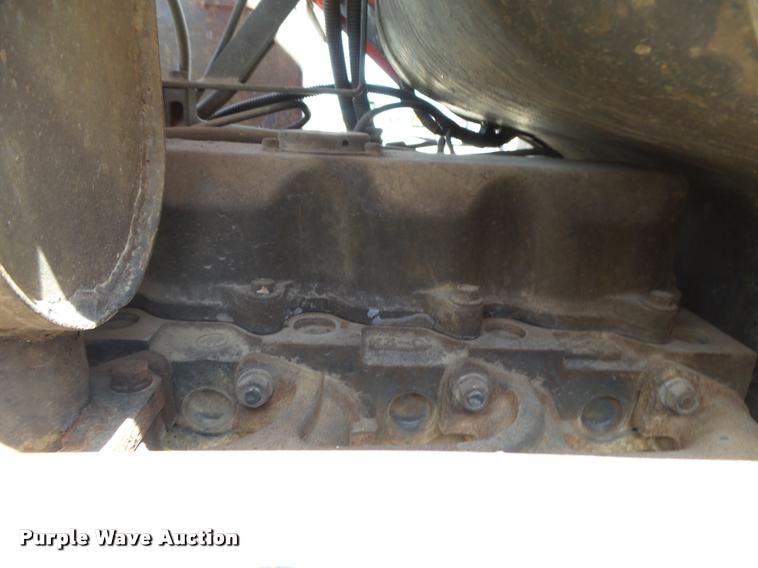 image for item DB2521 Kubota L4400D tractor with Autoquip platform