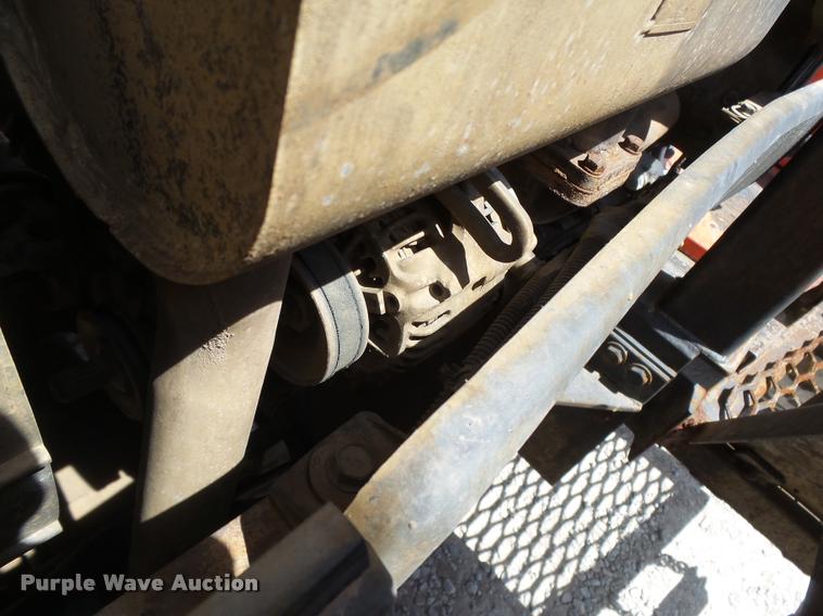 image for item DB2521 Kubota L4400D tractor with Autoquip platform