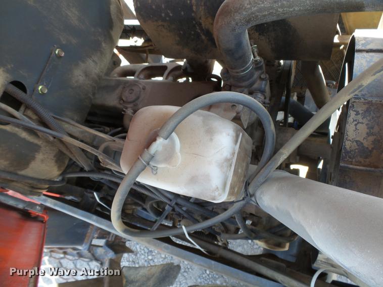 image for item DB2521 Kubota L4400D tractor with Autoquip platform